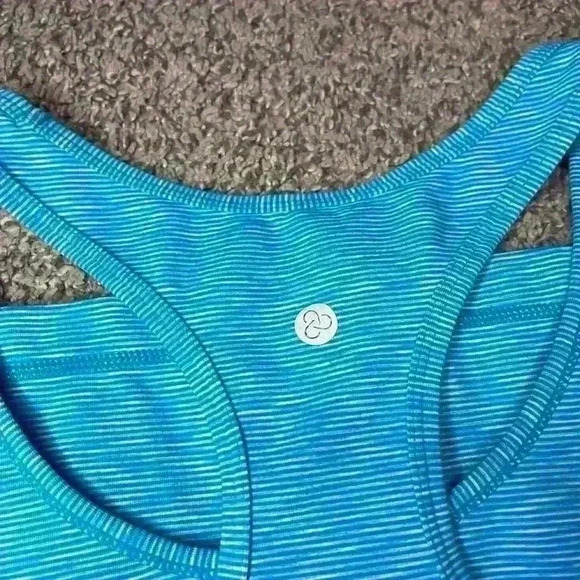 ZELLA active tank womens size medium - Picture 4 of 4